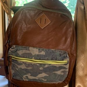 🐝 ARIZONA BACKPACK/TRAVEL BAG